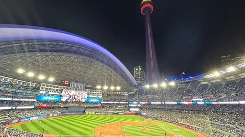红牛高层盛赞克洛普：王中之王，战术奇才无可匹敌！深度解析：合同稳固，解约条款成为神话